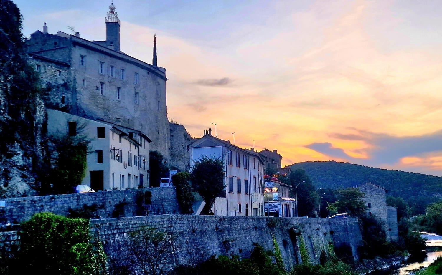 Maison Ancienne Romantique Avec Terrasse Panoramique Vaison-la-Romaine Eksteriør bilde